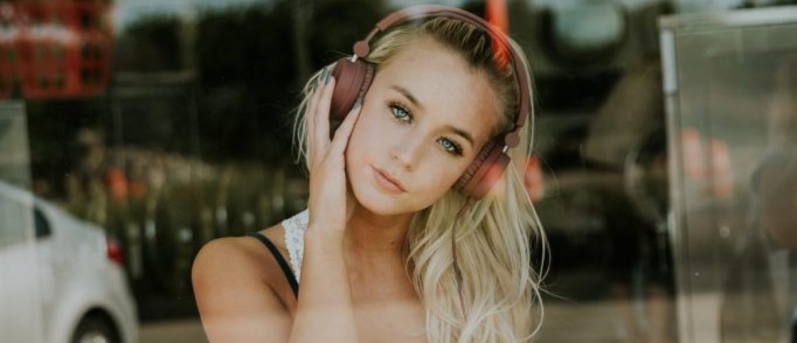 averie-woodard-th3rQu0K3aM-unsplash