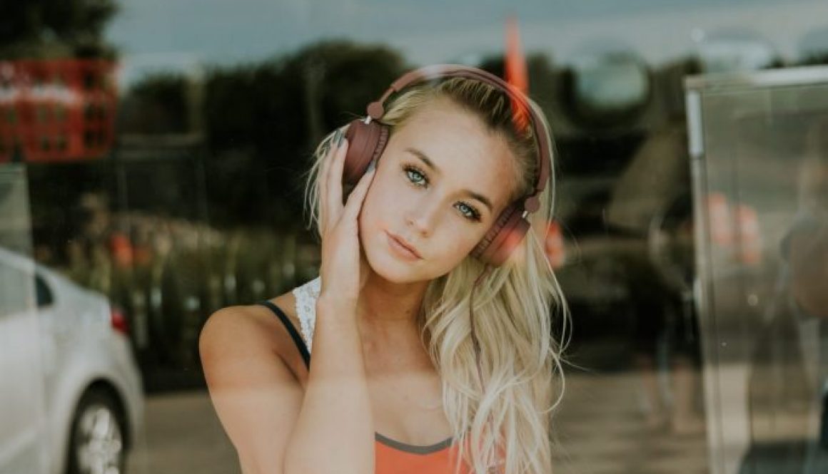 averie-woodard-th3rQu0K3aM-unsplash